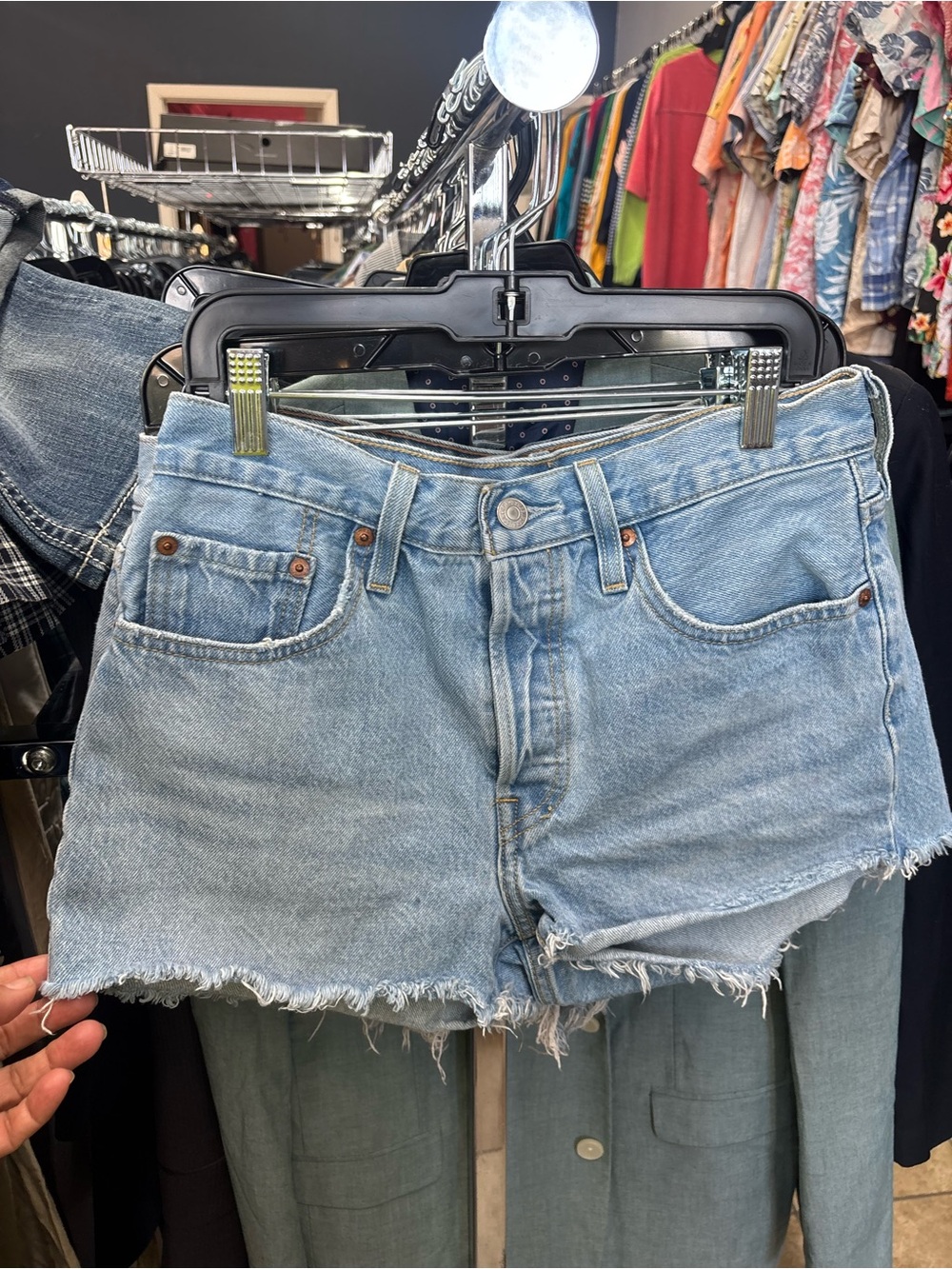 501,Levi's Light Blue Frayed Hem Denim Shorts